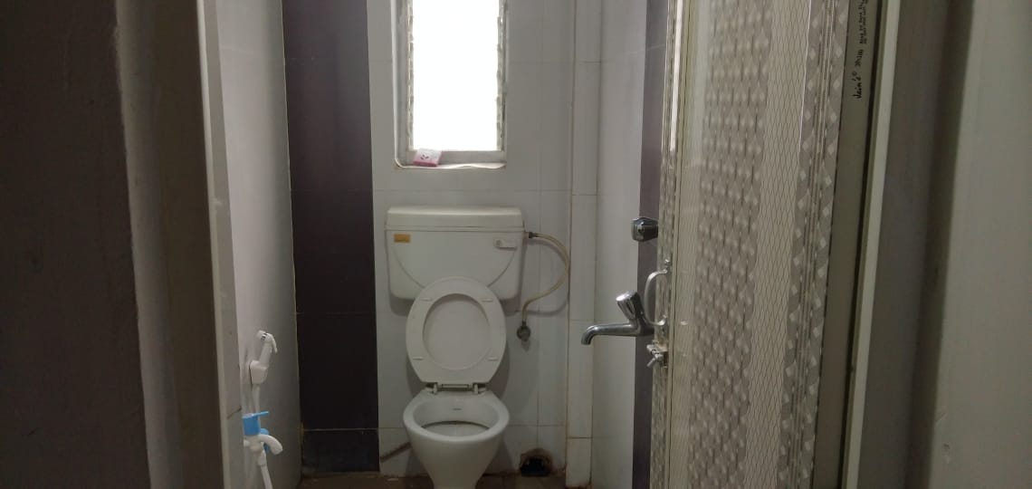 Fully Furnished 2bhk in down town hospital, GS Road, Bormotoria, Guwahati, Assam, India for Rent